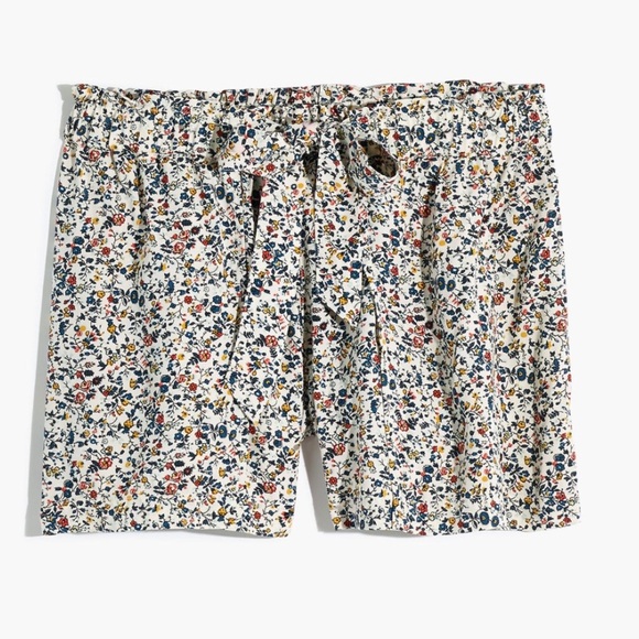 Madewell Drawstring Drapey Pull-On Shorts in Blossoming Vines - Picture 1 of 12